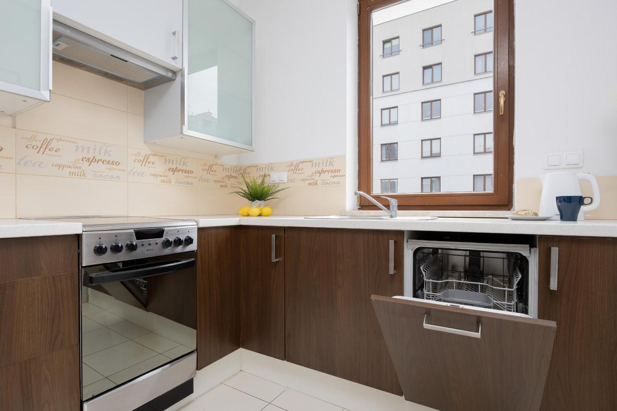 City Apartment With Parking Near Metro Mlociny By Noclegi Renters Varsavia Esterno foto