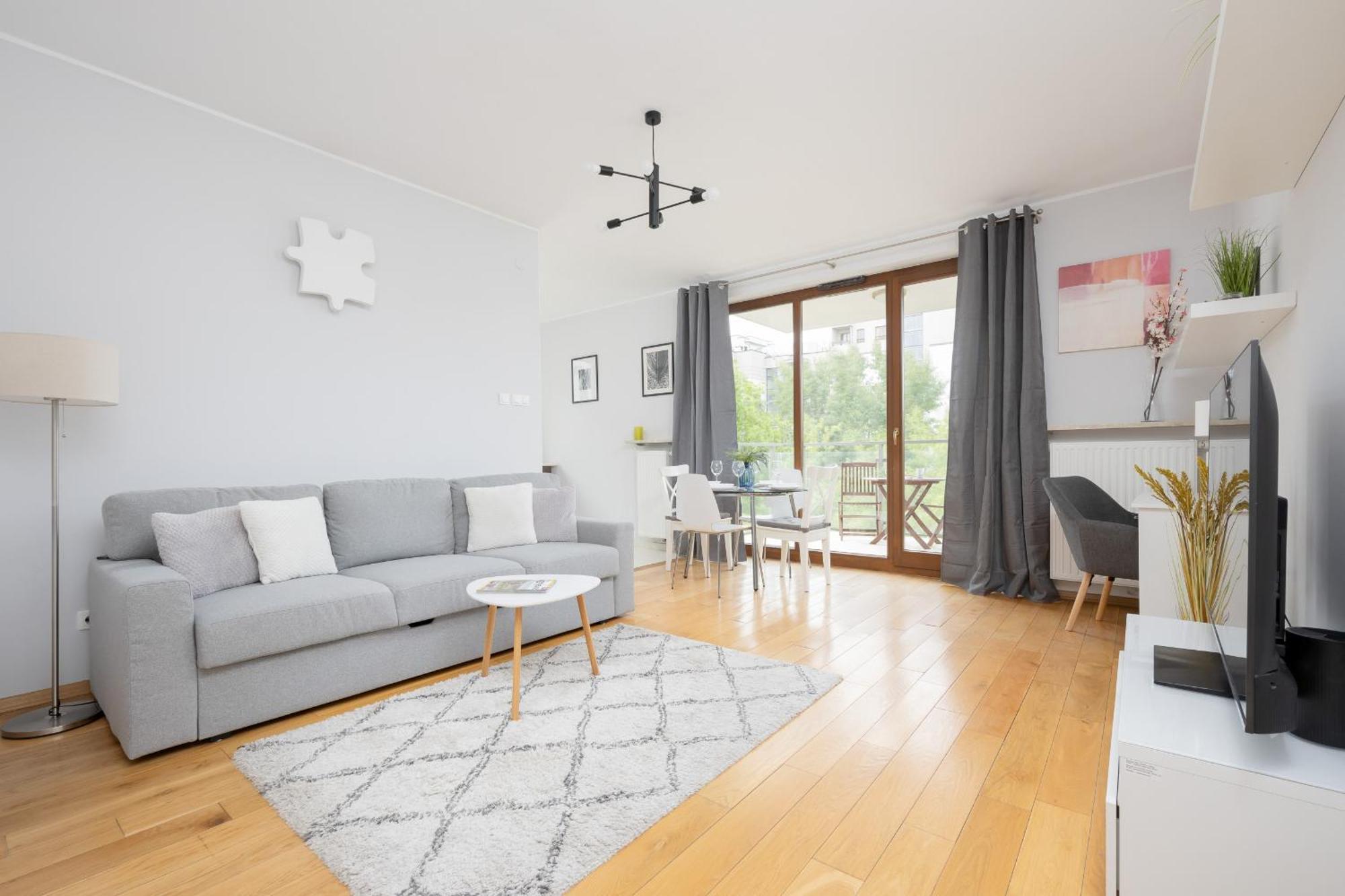 City Apartment With Parking Near Metro Mlociny By Noclegi Renters Varsavia Esterno foto